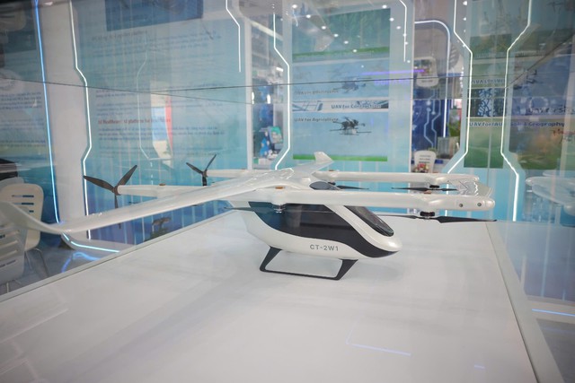 5.000 UAV Việt Nam bay rất tốt trên bầu trời Hàn Quốc- Ảnh 3. 5.000 UAV Việt Nam bay rất tốt trên bầu trời Hàn Quốc- Ảnh 3.