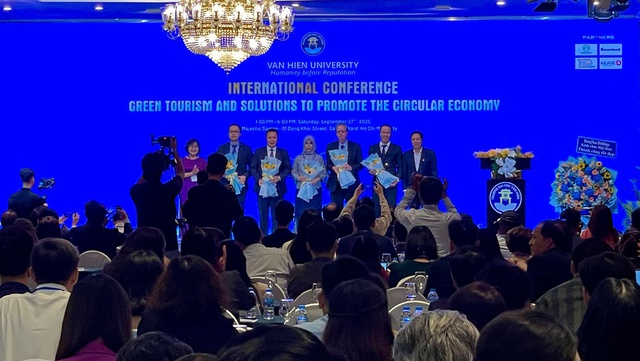 Khởi động hành trình “Du lịch xanh” tại Việt Nam: Hội thảo quốc tế đề xuất loạt giải pháp đột phá- Ảnh 4.