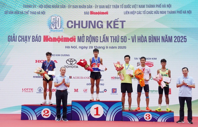 Chung kết Giải chạy Báo Hànộimới mở rộng lần thứ 50 - Vì hòa bình năm 2025- Ảnh 2.