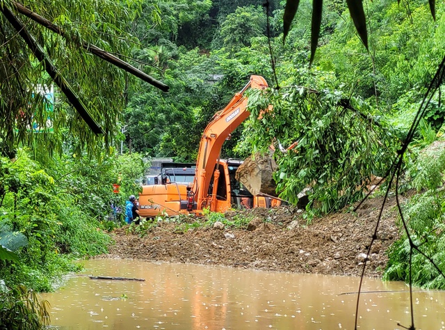 Công ty CP Quản lý và Xây dựng Giao thông Bắc Kạn: Chủ động đảm bảo giao thông mùa mưa lũ- Ảnh 1. Công ty CP Quản lý và Xây dựng Giao thông Bắc Kạn: Chủ động đảm bảo giao thông mùa mưa lũ- Ảnh 1.