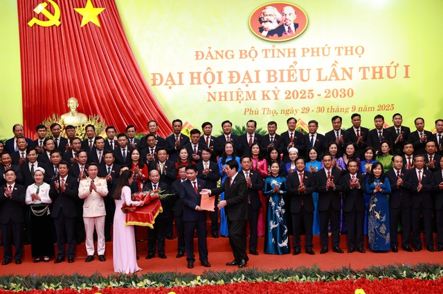 Đại hội đại biểu Đảng bộ tỉnh Phú Thọ lần thứ I: Khơi dậy khát vọng phát triển- Ảnh 4.
