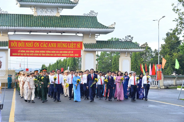 450 đại biểu dự Đại hội đại biểu Đảng bộ tỉnh Đồng Nai lần thứ I, nhiệm kỳ 2025-2030- Ảnh 5.
