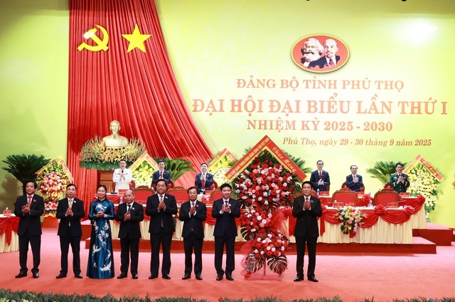 Đại hội đại biểu Đảng bộ tỉnh Phú Thọ lần thứ I: Khơi dậy khát vọng phát triển- Ảnh 1.