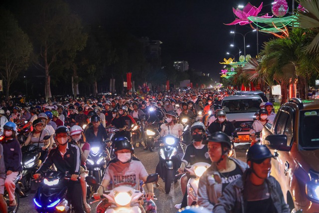 Cần Thơ: Rực rỡ chương trình nghệ thuật kỷ niệm 80 năm Quốc khánh 2/9- Ảnh 3. Cần Thơ: Rực rỡ chương trình nghệ thuật kỷ niệm 80 năm Quốc khánh 2/9- Ảnh 3.