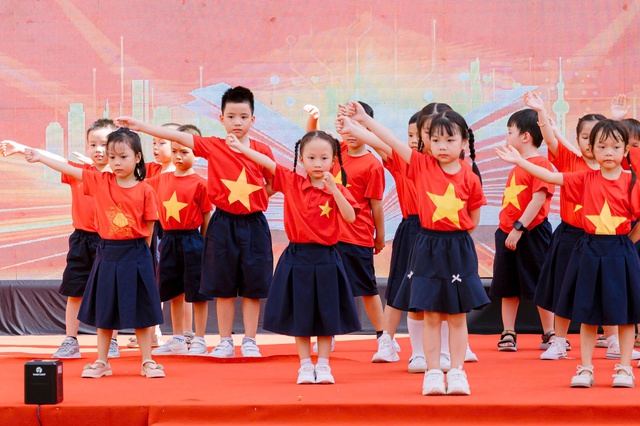 Xây dựng mô hình giáo dục toàn diện: Lời giải cho bài toán hội nhập- Ảnh 3. Xây dựng mô hình giáo dục toàn diện: Lời giải cho bài toán hội nhập- Ảnh 3.