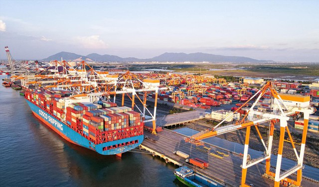 3 cảng biển Việt Nam lọt Top 100 cảng lưu thông nhiều hàng hóa nhất thế giới- Ảnh 1. 3 cảng biển Việt Nam lọt Top 100 cảng lưu thông nhiều hàng hóa nhất thế giới- Ảnh 1.