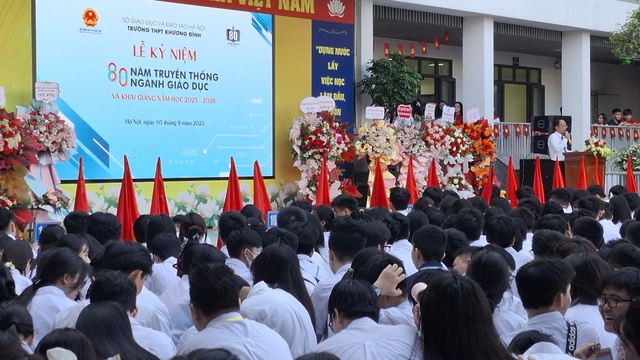 Trường THPT Khương Đình: Tưng bừng Lễ khai giảng năm học mới với nhiều kỳ vọng- Ảnh 2.