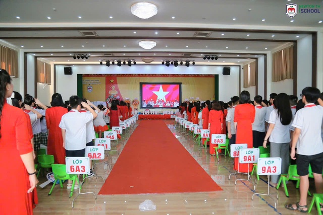 Thanh Hóa: Gần 1 triệu học sinh hân hoan trong ngày khai giảng- Ảnh 4. Thanh Hóa: Gần 1 triệu học sinh hân hoan trong ngày khai giảng- Ảnh 4.