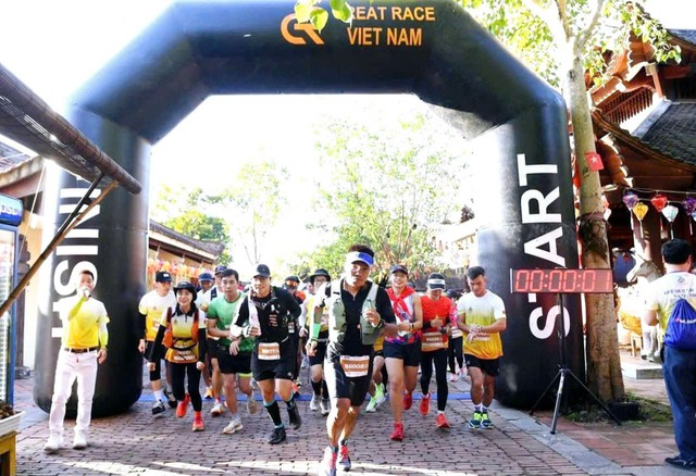 Hơn 1.000 vận động viên trong nước và quốc tế tham gia giải chạy Ultra Trail Yên Tử 2025- Ảnh 2. Hơn 1.000 vận động viên trong nước và quốc tế tham gia giải chạy Ultra Trail Yên Tử 2025- Ảnh 2.