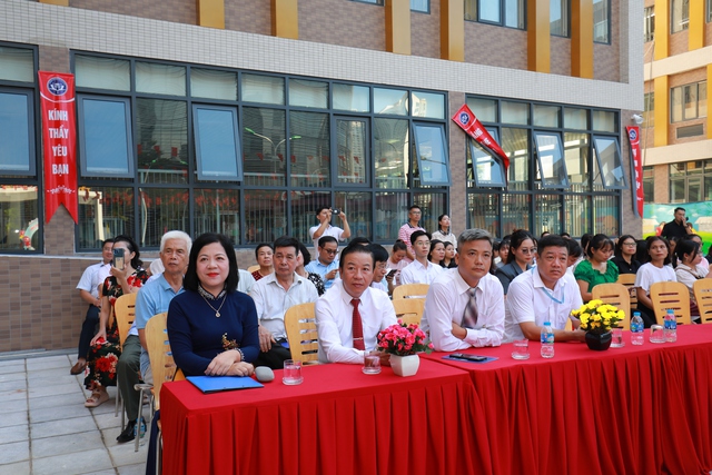 Trường Tiểu học Hạ Yên Quyết náo nức khai giảng năm học mới 2025 - 2026- Ảnh 1. Trường Tiểu học Hạ Yên Quyết náo nức khai giảng năm học mới 2025 - 2026- Ảnh 1.