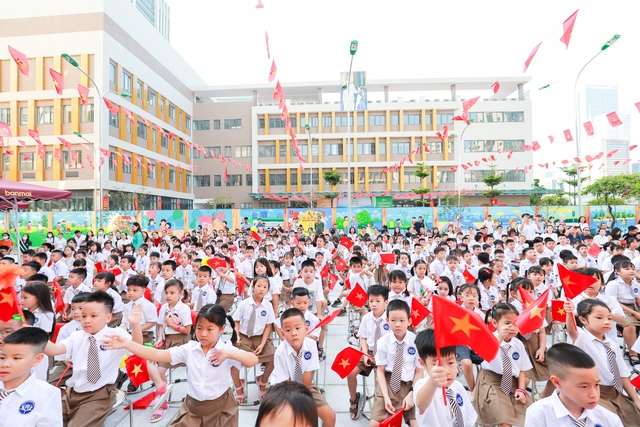 Trường Tiểu học Hạ Yên Quyết náo nức khai giảng năm học mới 2025 - 2026- Ảnh 6. Trường Tiểu học Hạ Yên Quyết náo nức khai giảng năm học mới 2025 - 2026- Ảnh 6.