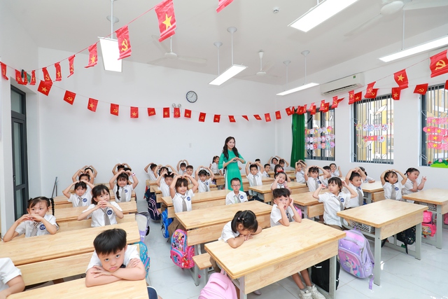 Trường Tiểu học Hạ Yên Quyết náo nức khai giảng năm học mới 2025 - 2026- Ảnh 22. Trường Tiểu học Hạ Yên Quyết náo nức khai giảng năm học mới 2025 - 2026- Ảnh 22.