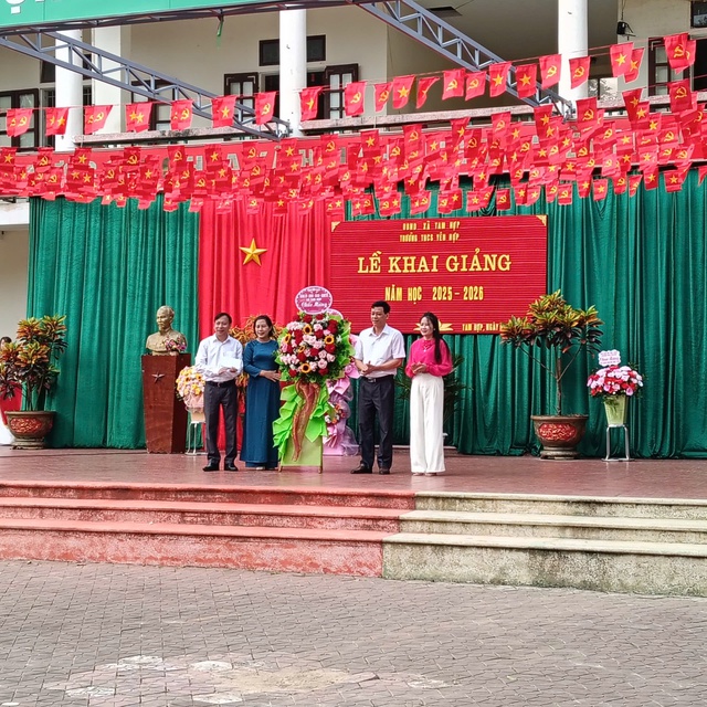 Trường THCS Yên Hợp, Nghệ An : Vững bước trên hành trình gieo chữ nơi miền núi.- Ảnh 3.