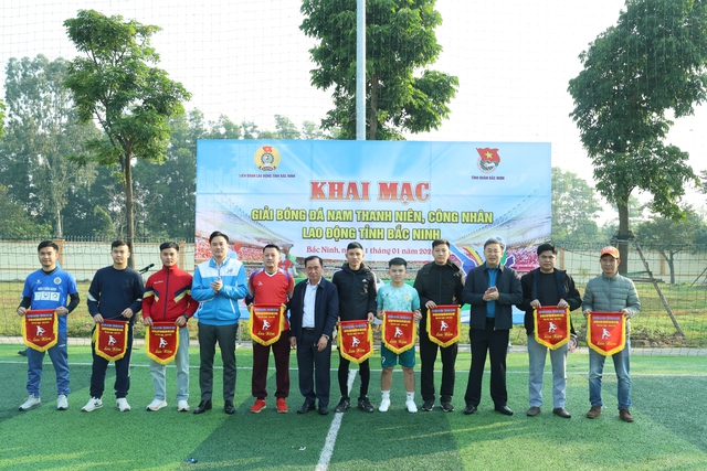 Bắc Ninh: Khai mạc Giải bóng đá nam thanh niên, công nhân lao động năm 2026- Ảnh 1. Bắc Ninh: Khai mạc Giải bóng đá nam thanh niên, công nhân lao động năm 2026- Ảnh 1.