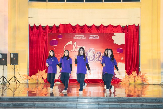 Giao lưu ấm áp chào năm mới 2026: Dấu ấn đoàn kết, kết nối và phát triển- Ảnh 4.