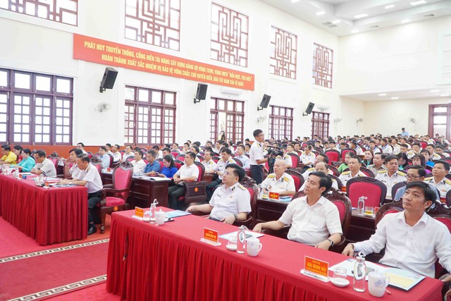 Bộ Tư lệnh Vùng 5 Hải quân sơ kết công tác phối hợp tuyên truyền biển, đảo năm 2025- Ảnh 3.