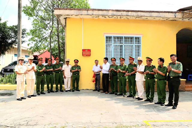 Cần Thơ ra mắt Đội chữa cháy và cứu nạn, cứu hộ khu vực Vị Thanh và Cái Tắc- Ảnh 4. Cần Thơ ra mắt Đội chữa cháy và cứu nạn, cứu hộ khu vực Vị Thanh và Cái Tắc- Ảnh 4.