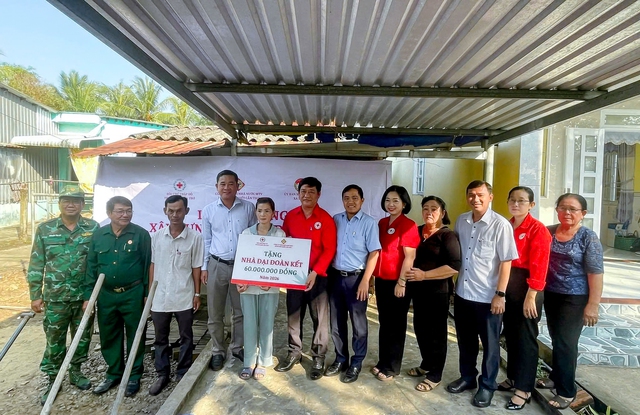 Khởi công xây dựng nhà “Đại đoàn kết” cho người nghèo khu vực biên giới biển- Ảnh 2.
