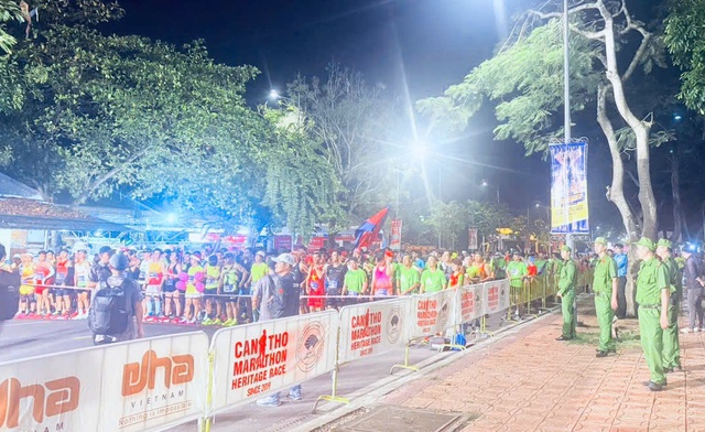 Công an TP Cần Thơ: Tăng cường tuần tra, bảo vệ tuyệt đối an toàn các sự kiện trọng đại của đất nước- Ảnh 1.