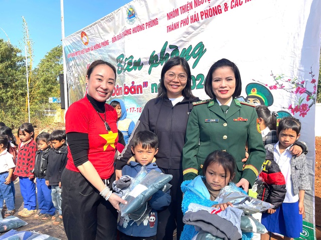 Đồn Biên phòng Hướng Phùng tổ chức Chương trình 