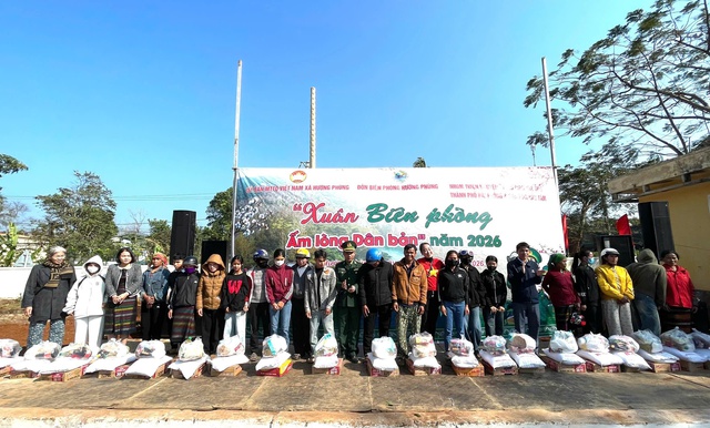 Đồn Biên phòng Hướng Phùng tổ chức Chương trình 