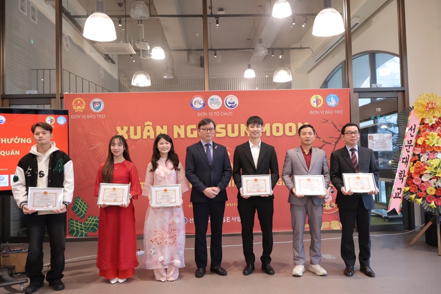 Cộng đồng người Việt tại Chungnam (Hàn Quốc) rộn ràng đón Tết cổ truyền- Ảnh 2.