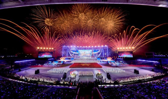 Từ Phú Quốc, Đà Nẵng, Sun Group mang cả bầu trời pháo hoa đỉnh cao ra Thủ đô- Ảnh 5.