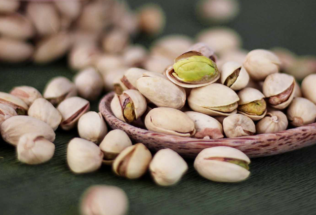 Xuất khẩu hạt dẻ cười tăng mạnh nhất trong nhóm rau quả- Ảnh 1.