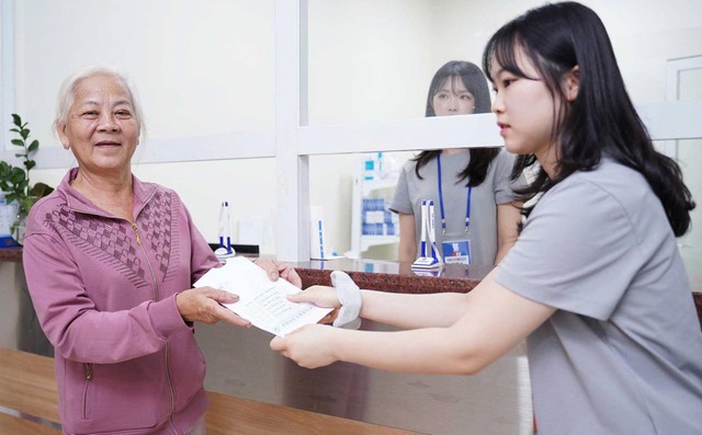 Bệnh viện Đại học Wonkwang (Hàn Quốc): Khám, cấp phát thuốc và điều trị miễn phí cho gần 3.000 người dân- Ảnh 9.