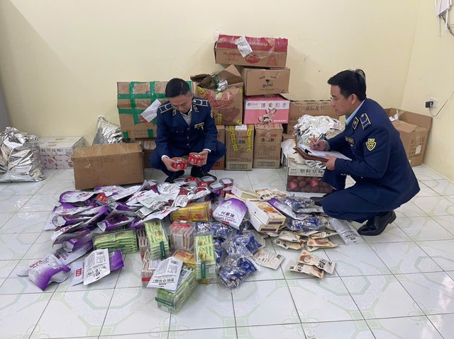 Thanh Hóa: Siết chặt kiểm soát thị trường hàng hóa dịp Tết Nguyên đán- Ảnh 2.