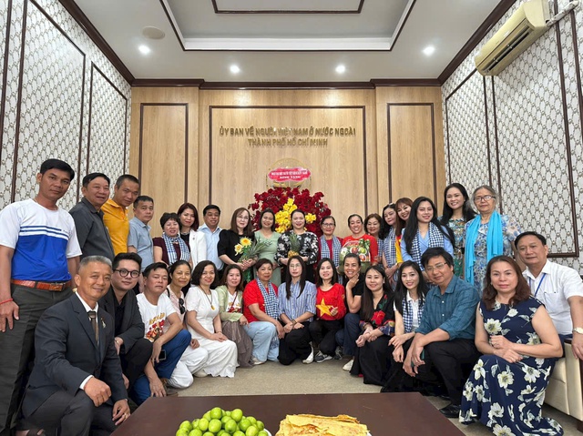 Xuân Bính Ngọ 2026: Thành phố Hồ Chí Minh tăng cường kết nối, phát huy nguồn lực người Việt Nam ở nước ngoài- Ảnh 1.