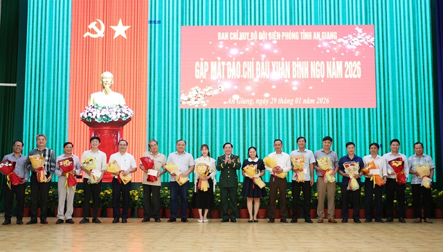 Ban Chỉ huy BĐBP tỉnh An Giang tổ chức gặp mặt báo chí đầu Xuân- Ảnh 1. Ban Chỉ huy BĐBP tỉnh An Giang tổ chức gặp mặt báo chí đầu Xuân- Ảnh 1.