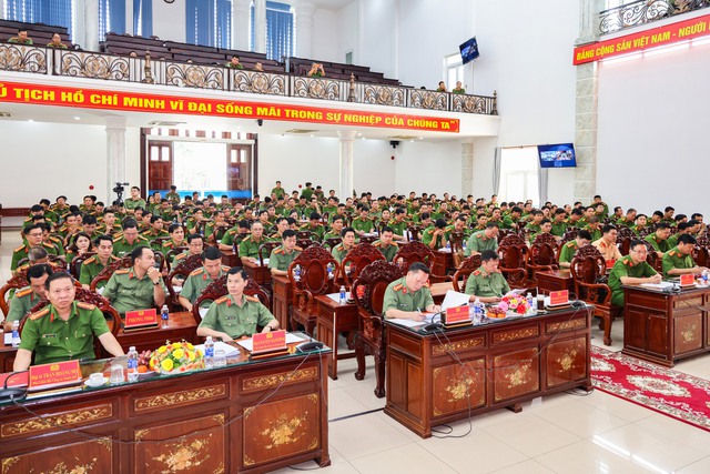 Công an TP Cần Thơ: Chủ động giữ vững ANTT trước thềm Tết Nguyên đán và các sự kiện lớn của đất nước- Ảnh 1.