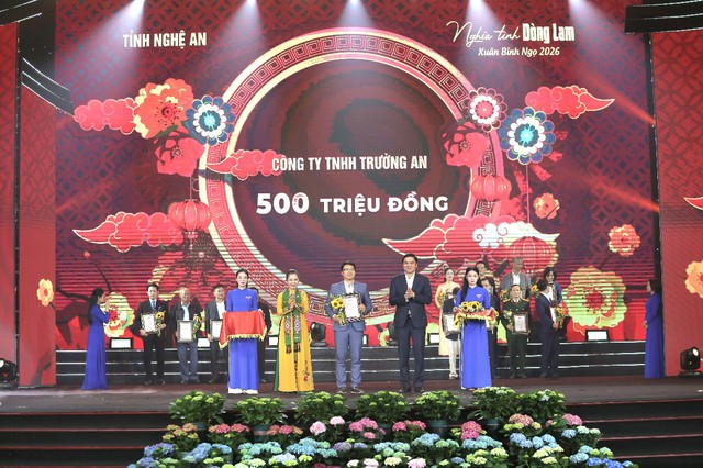 Nghĩa tình dòng Lam - Xuân Bính Ngọ 2026: Bản hòa ca của lòng nhân ái và sức mạnh đoàn kết xứ Nghệ- Ảnh 5. Nghĩa tình dòng Lam - Xuân Bính Ngọ 2026: Bản hòa ca của lòng nhân ái và sức mạnh đoàn kết xứ Nghệ- Ảnh 5.