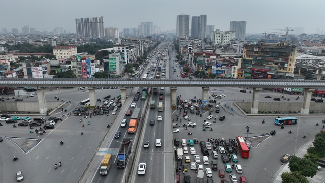 Loạt quy định mới về giao thông chính thức có hiệu lực từ năm 2026- Ảnh 1. Loạt quy định mới về giao thông chính thức có hiệu lực từ năm 2026- Ảnh 1.