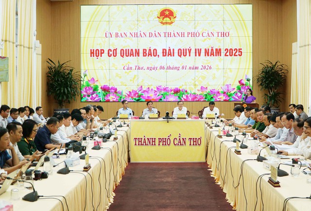 Đường hoa nghệ thuật TP Cần Thơ diễn ra trong 8 ngày- Ảnh 1.