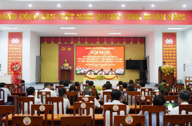 An Giang: Tỷ lệ bao phủ bảo hiểm y tế xã Vĩnh Phong đạt 100%- Ảnh 1.