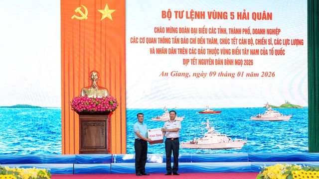 Họp mặt đoàn công tác đi thăm, chúc Tết các đảo Tây Nam nhân dịp Tết Nguyên đán Bính Ngọ 2026- Ảnh 5. Họp mặt đoàn công tác đi thăm, chúc Tết các đảo Tây Nam nhân dịp Tết Nguyên đán Bính Ngọ 2026- Ảnh 5.