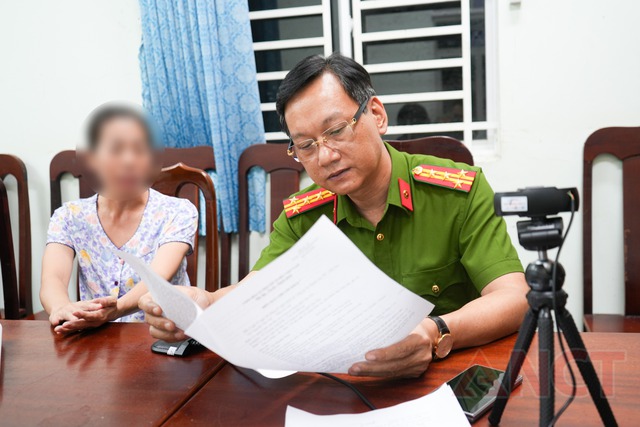 Công an TP Cần Thơ: Bóc gỡ đường dây sản xuất, buôn bán nước hoa giả- Ảnh 6. Công an TP Cần Thơ: Bóc gỡ đường dây sản xuất, buôn bán nước hoa giả- Ảnh 6.