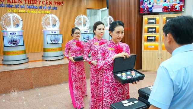 XSKT TP. Cần Thơ quay số mở thưởng vé xổ số cào biết kết quả ngay đợt 3 năm 2026 - Ảnh 2.