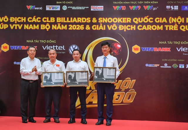 Khai mạc Giải Vô địch các Câu lạc bộ Billiards và Snooker quốc gia và Giải vô địch Carom trẻ quốc gia tại TP Cần Thơ - Ảnh 4.