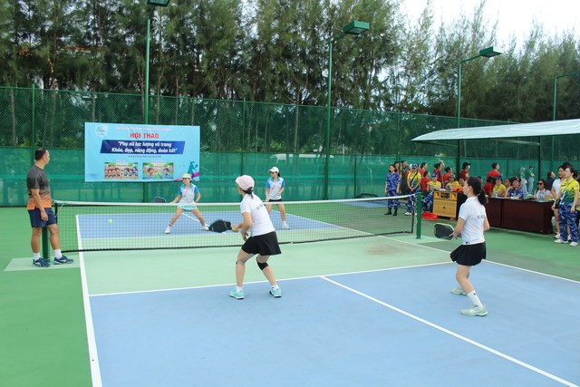 Phụ nữ lực lượng vũ trang đoàn kết, năng động, nghĩa tình- Ảnh 5.