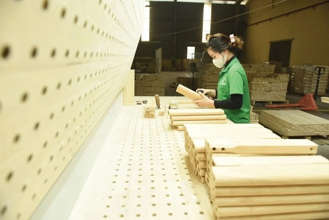 Xuất khẩu gỗ và sản phẩm gỗ 9 tháng tăng 7,3%- Ảnh 1.