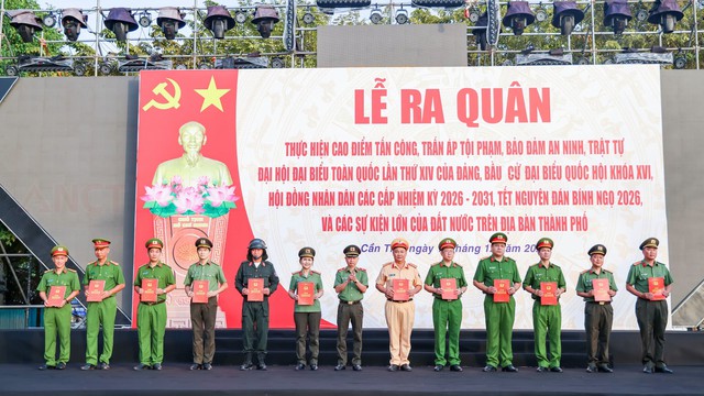 TP Cần Thơ: Gắn chặt sự lãnh đạo của Đảng với công tác phòng, chống tội phạm trong tình hình mới- Ảnh 1.