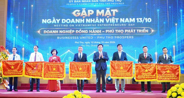 Phú Thọ cùng cộng đồng doanh nghiệp hiện thực hóa mục tiêu tăng trưởng hai con số- Ảnh 4.