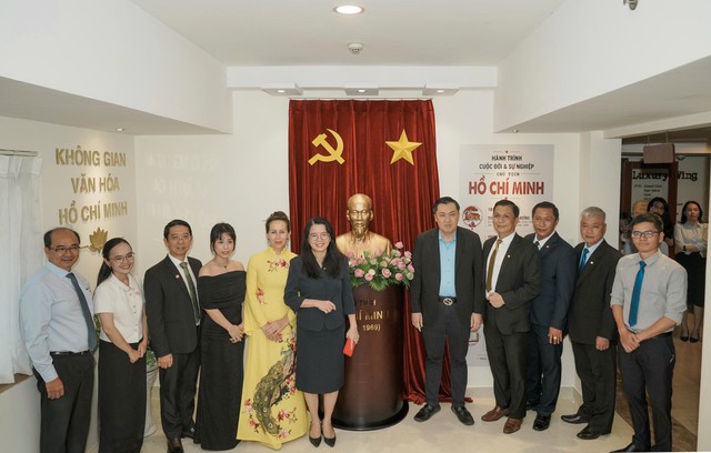 Chương trình phối hợp sách và trải nghiệm văn hóa giữa Hotel Grand Saigon và Nhà xuất bản Tổng hợp Thành phố Hồ Chí Minh- Ảnh 2.