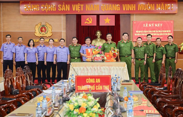 TP Cần Thơ: Gắn chặt sự lãnh đạo của Đảng với công tác phòng, chống tội phạm trong tình hình mới- Ảnh 5.