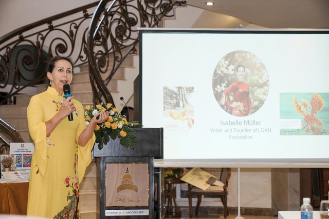 Chương trình phối hợp sách và trải nghiệm văn hóa giữa Hotel Grand Saigon và Nhà xuất bản Tổng hợp Thành phố Hồ Chí Minh- Ảnh 4.