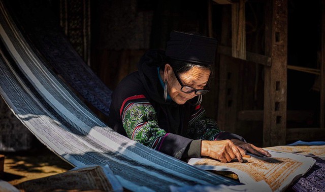 Văn học nghệ thuật các dân tộc thiểu số Lào Cai: Giữ lửa cội nguồn, vươn tầm sáng tạo - Ảnh 1.