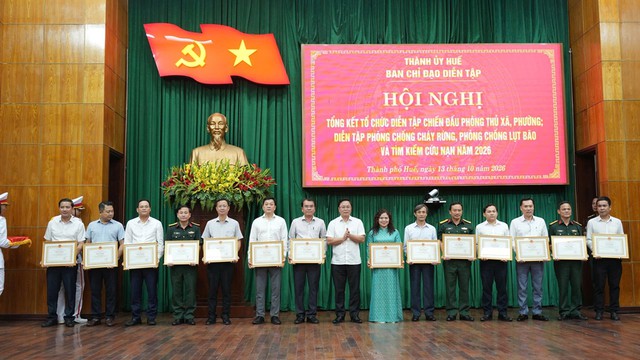TP Huế: Tổng kết công tác diễn tập chiến đấu phòng thủ và phòng chống thiên tai năm 2026- Ảnh 3.